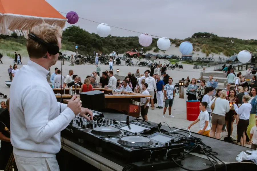 Strandfeest dj